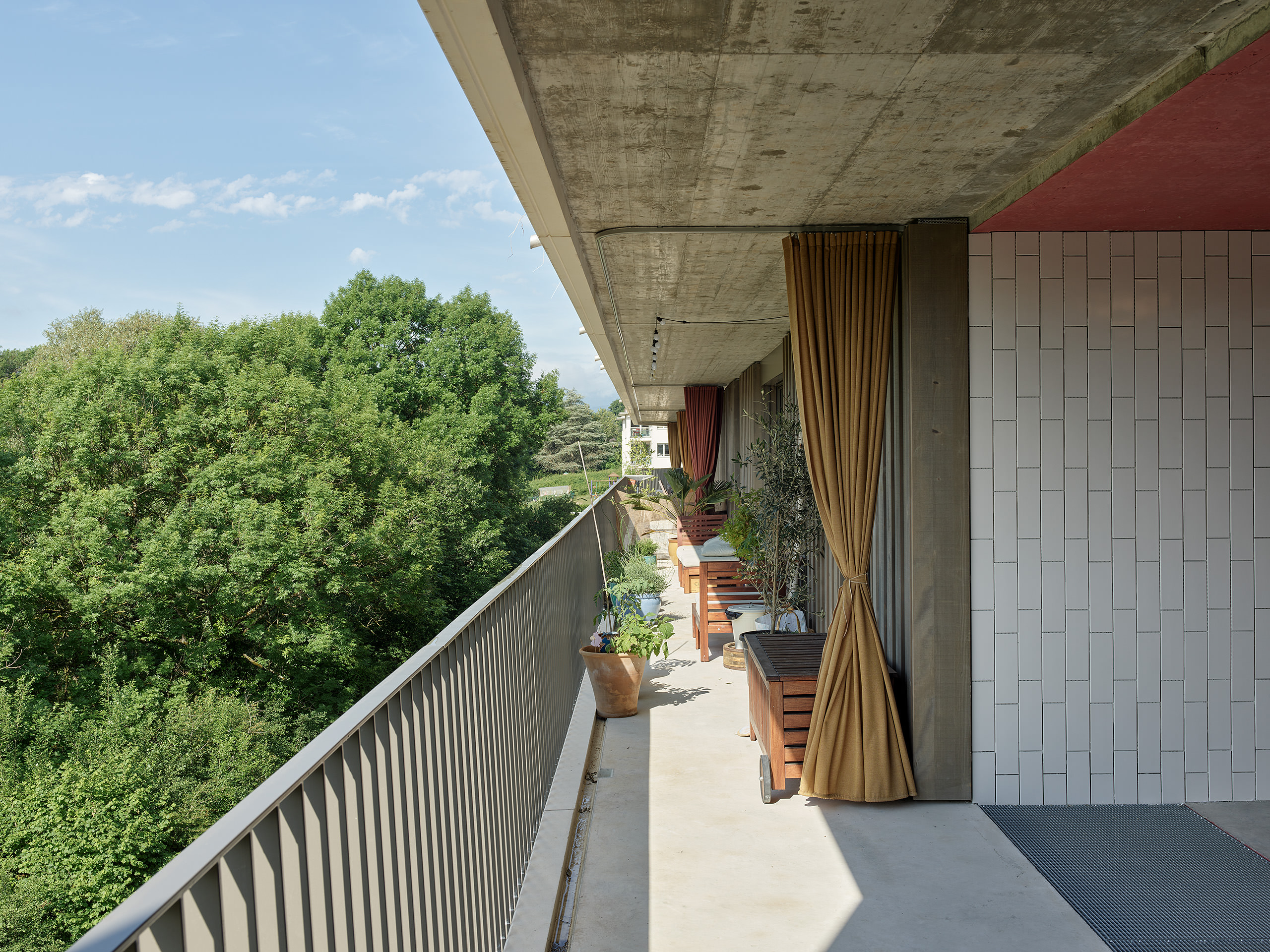 Ahp0079 AIQ4 009881 J2